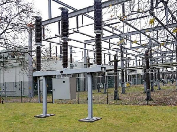 SUPPLY OF CIRCUIT BREAKERS 52KV
